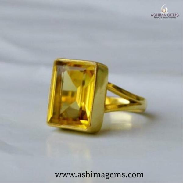 YELLOW SAPPHIRE